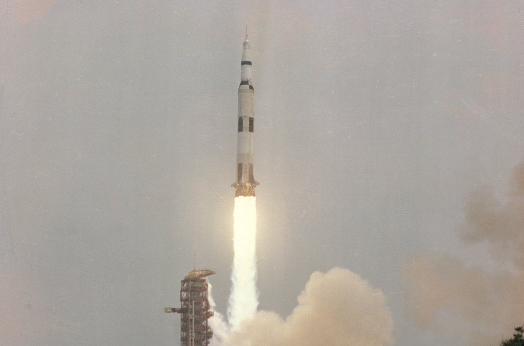 Commemorating the 50th Anniversary of the launch of the Apollo 13 | ICFO