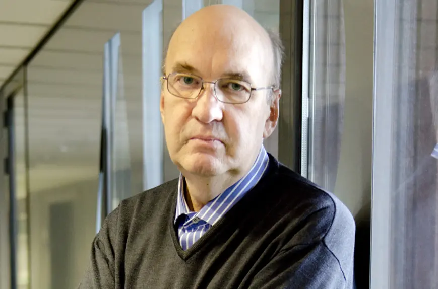 Dmitri Petrov (1947 2014) ICFO